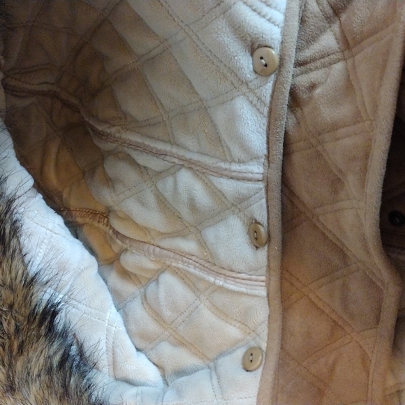 Gallery Quilted Hooded Coat Large - Picture 13 of 16